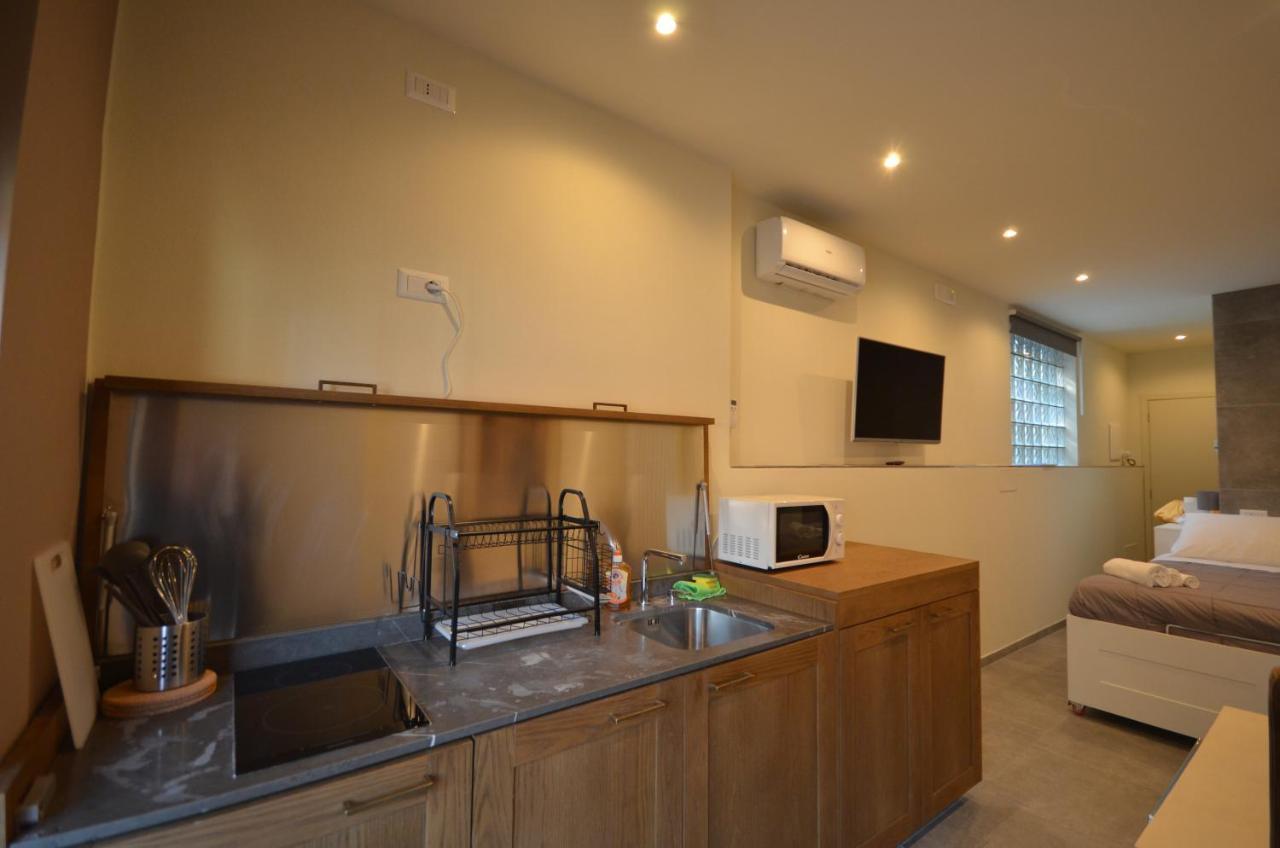 Varennahouse Aston Apt Villa Exterior photo
