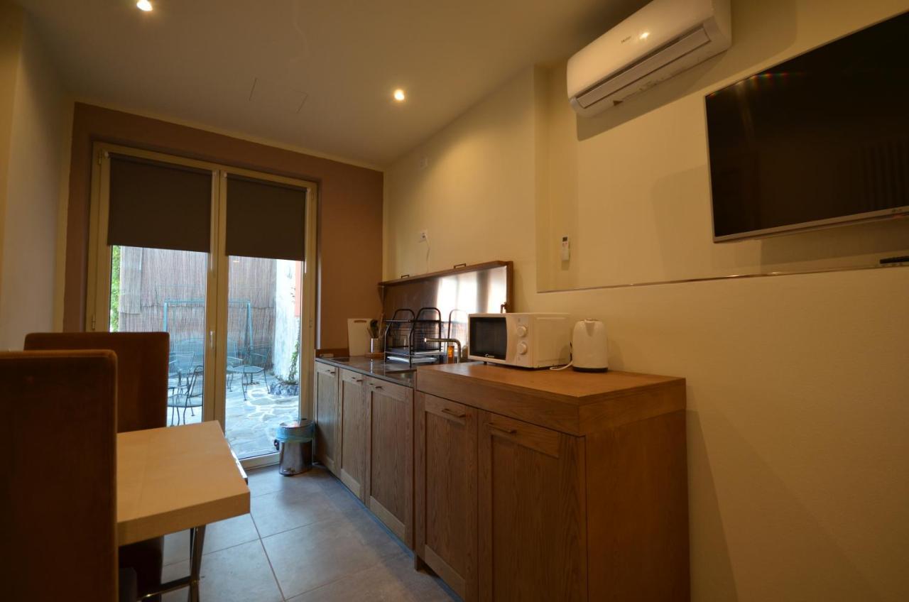 Varennahouse Aston Apt Villa Exterior photo