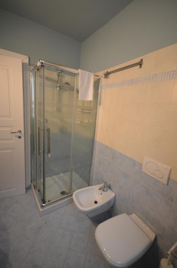 Varennahouse Aston Apt Villa Exterior photo